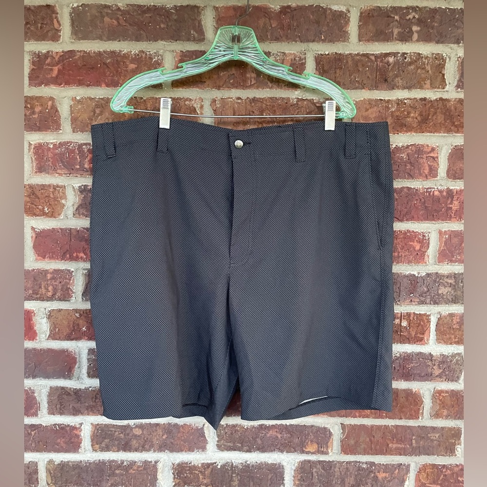 Men's Callaway Geometric Design Performance Active Cargo Golf Shorts Size 42